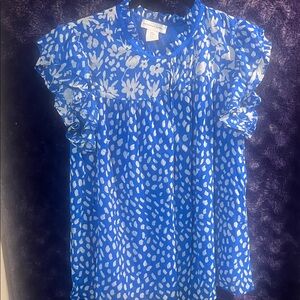 cupcakes & cashmere Blue and White Patterned Blouse